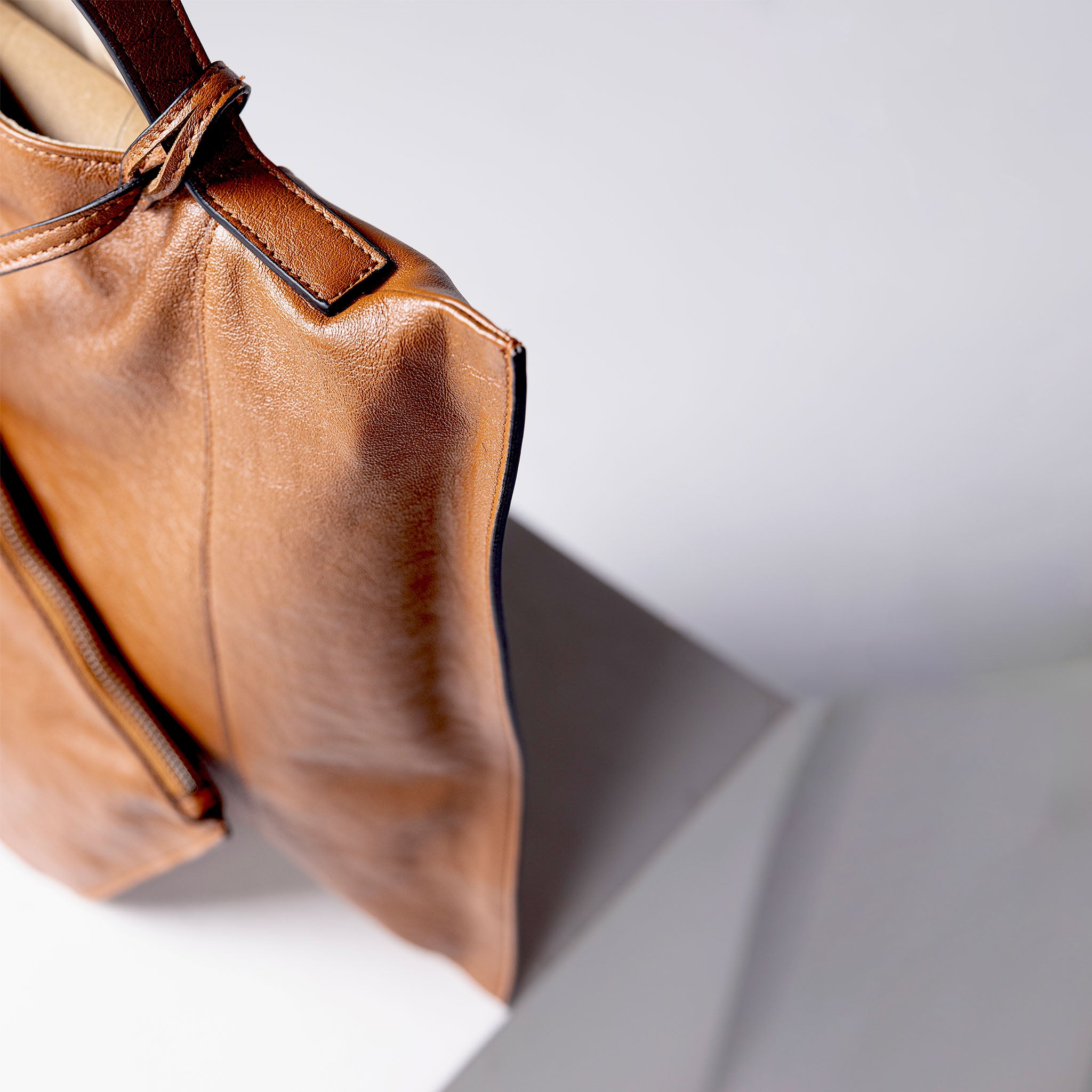 Fedra Maxi Bag Brandy