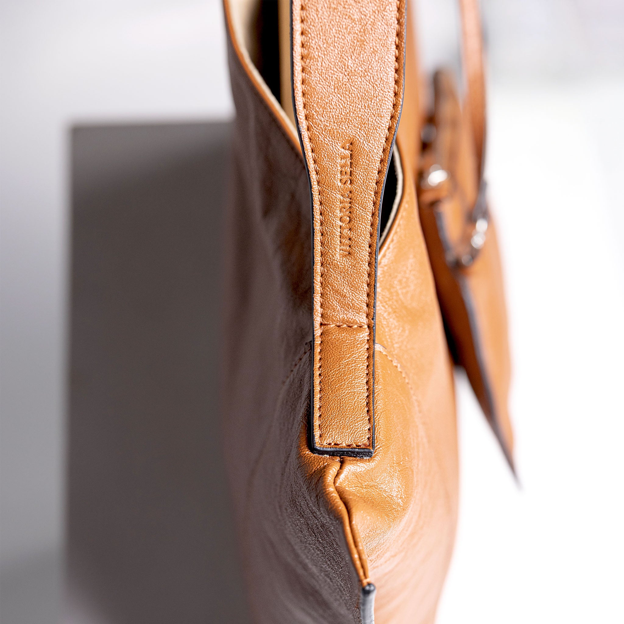 Fedra Maxi Bag Brandy