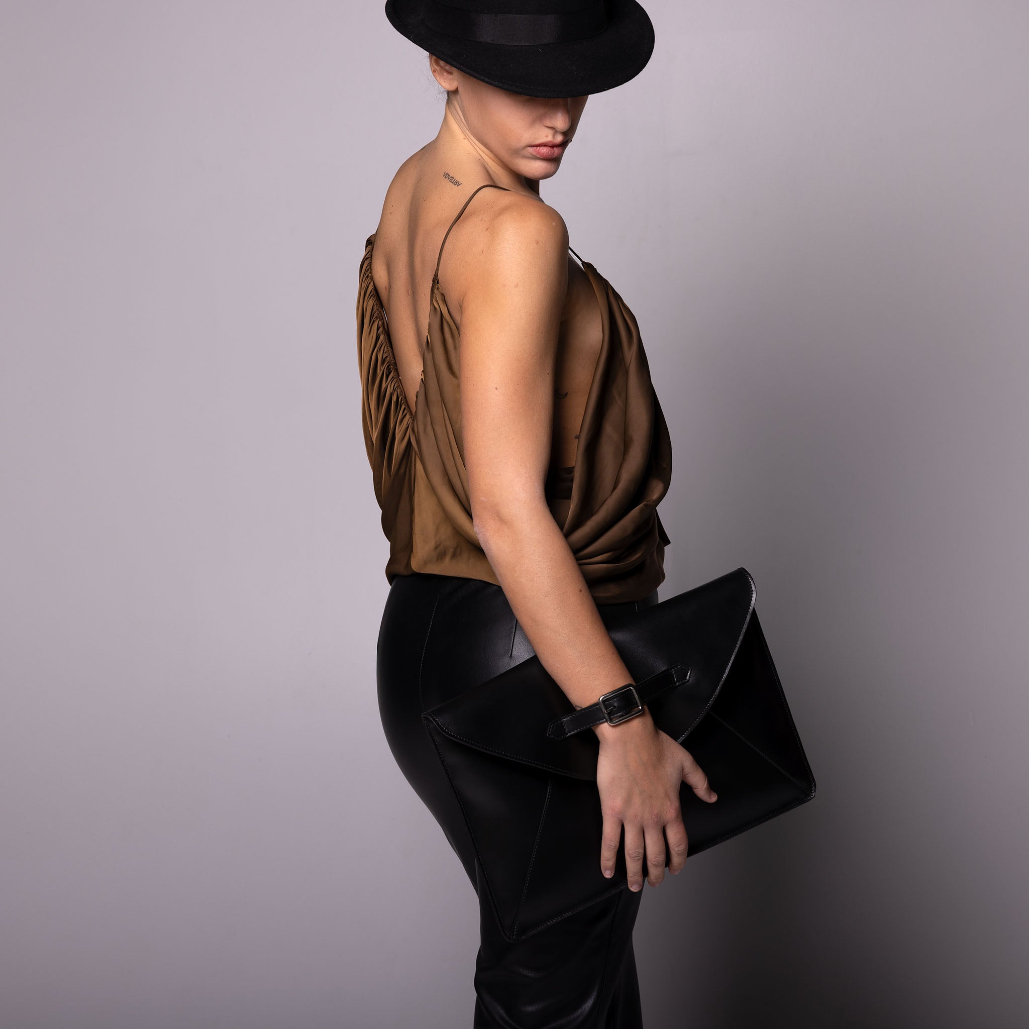 Lidia1941 Black