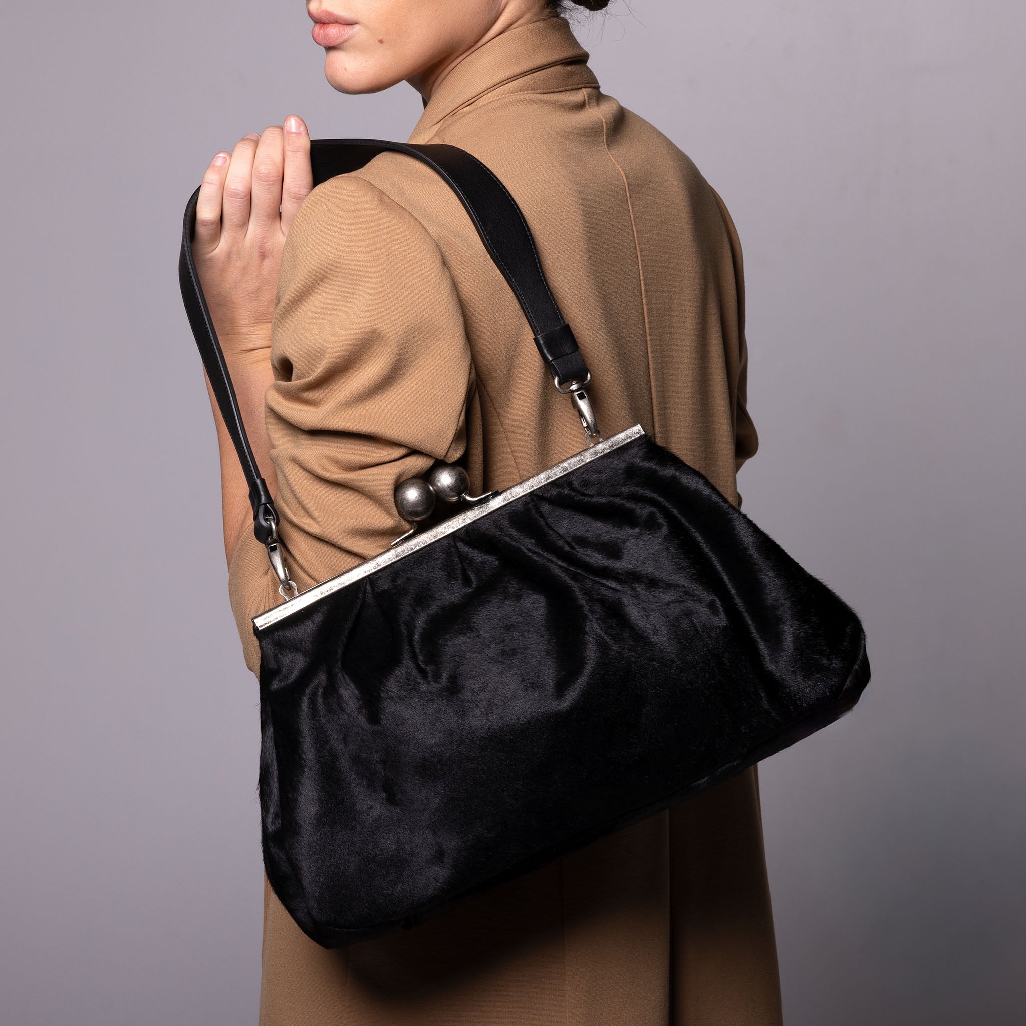 Nina Maxi Bag Black Haircalf