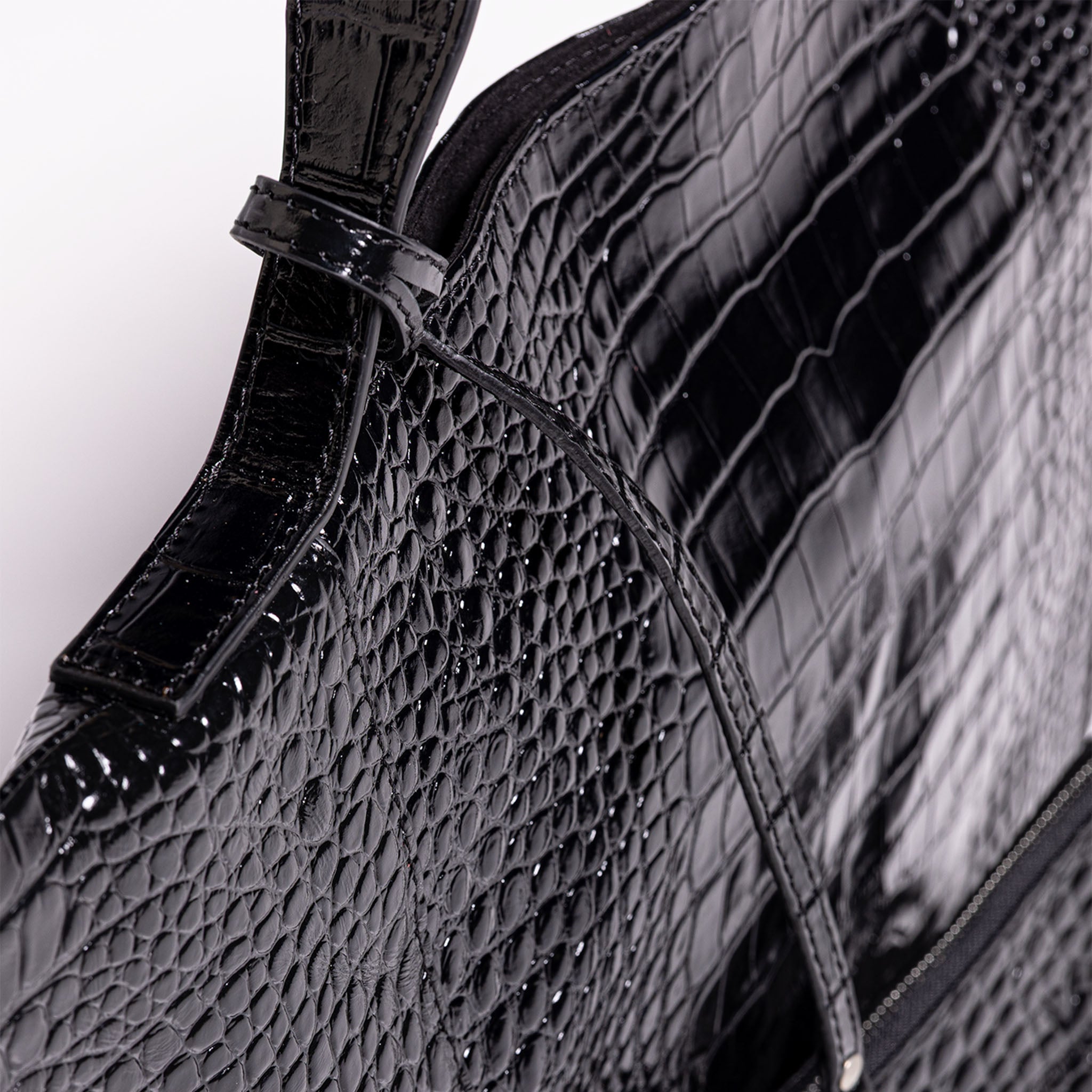 Vittoria Sella Fedra Maxi Bag – black croc-embossed calfskin – top view into open interior, Italian leather bag Made in Veneto