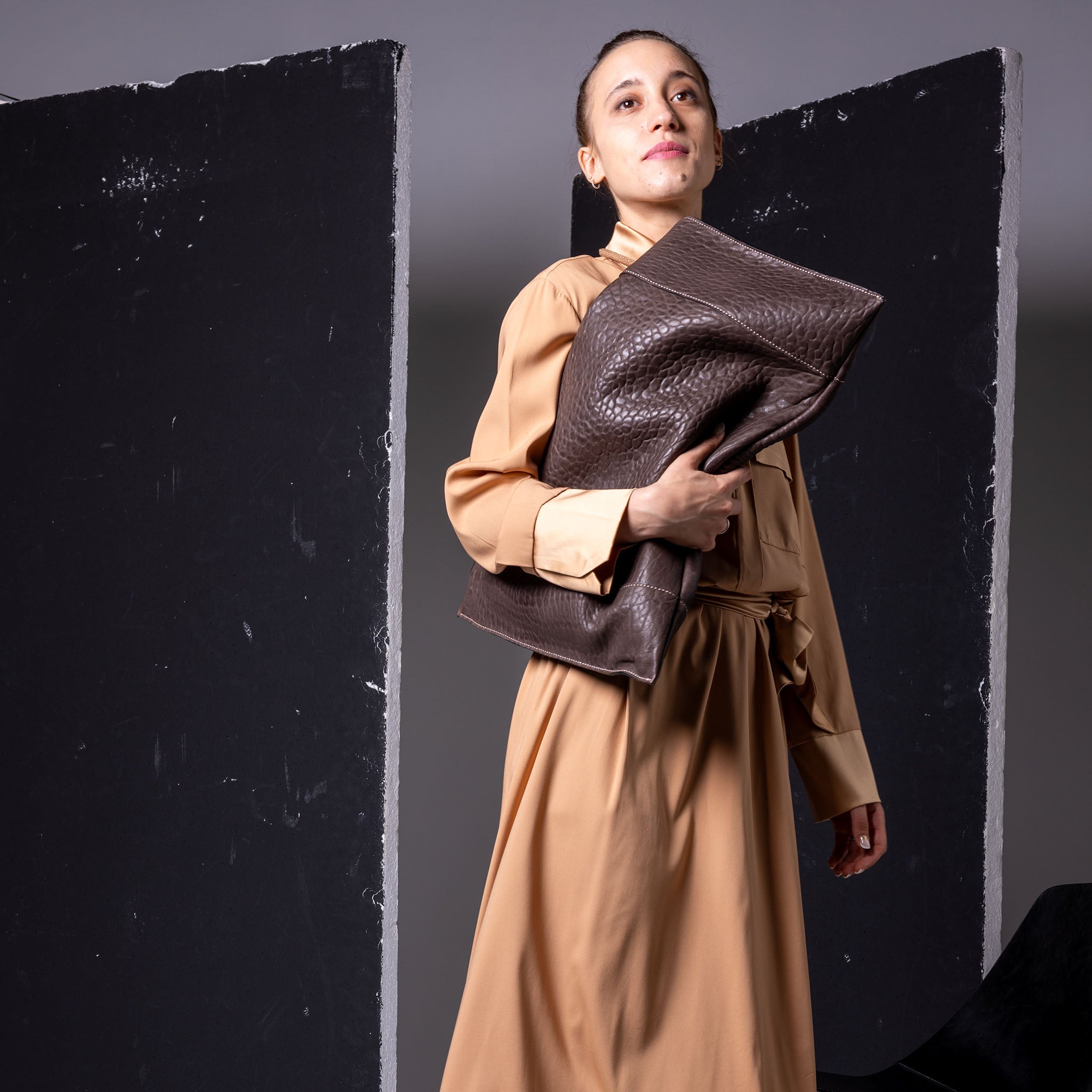 Fedra Maxi Bag Espresso Ruched Leather