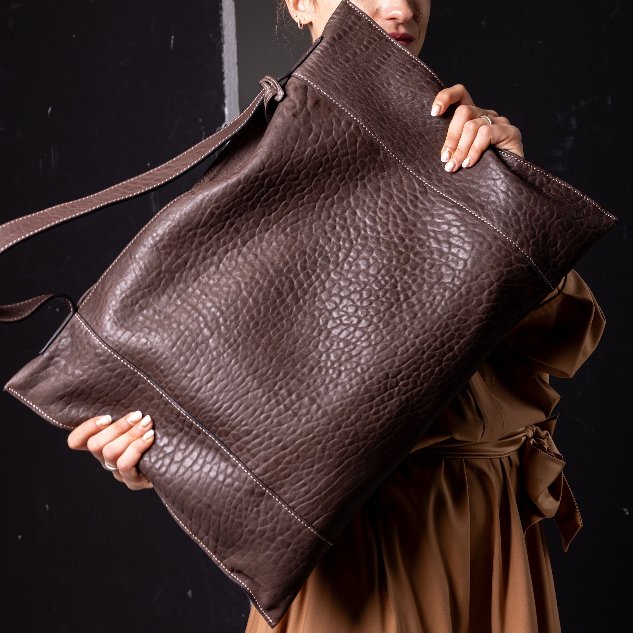 Fedra Maxi Bag in Espresso ruched leather