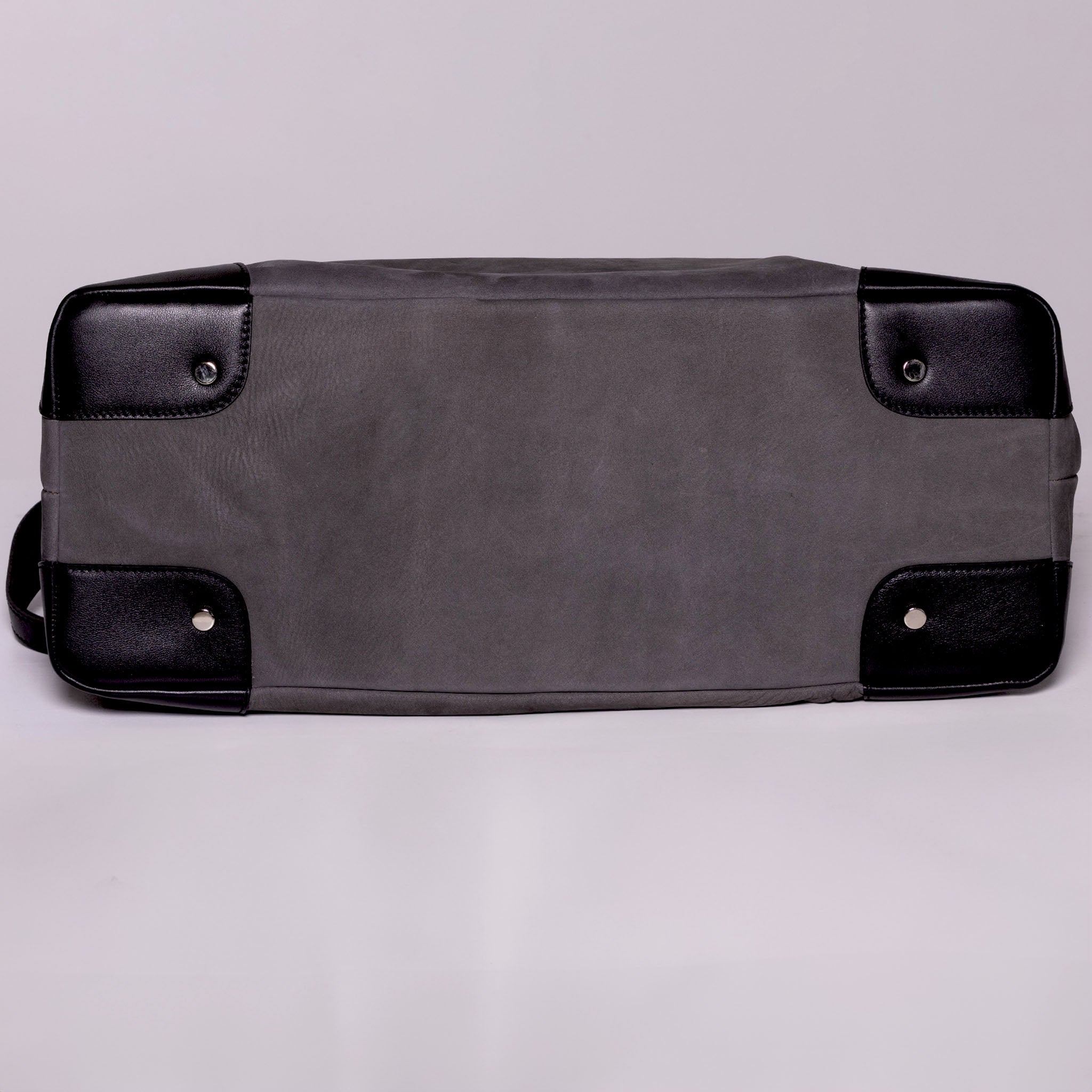 Vesta Maxi Tote Cloudstone & Black protective base studs detail