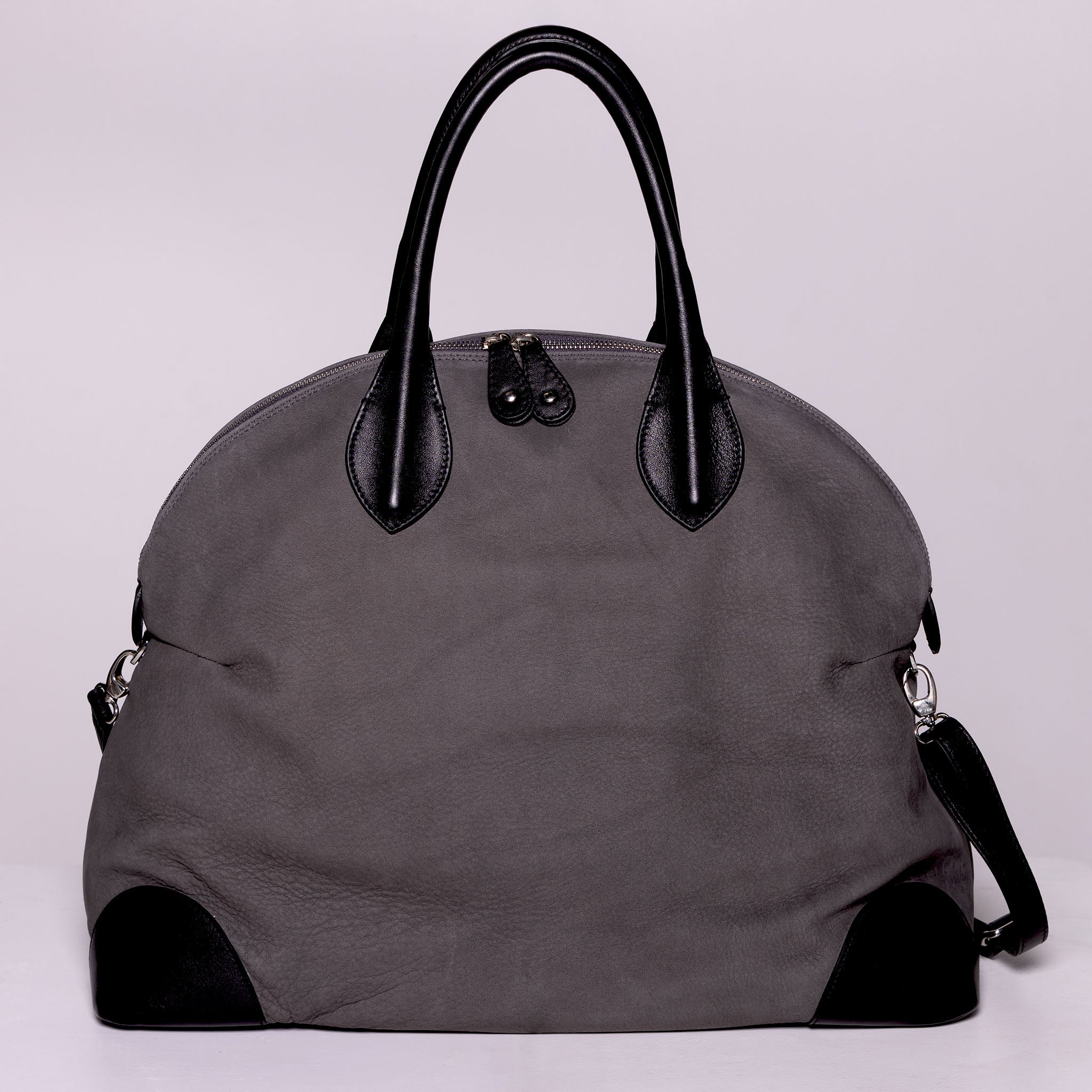 Vesta Maxi Tote Cloudstone & Black front view