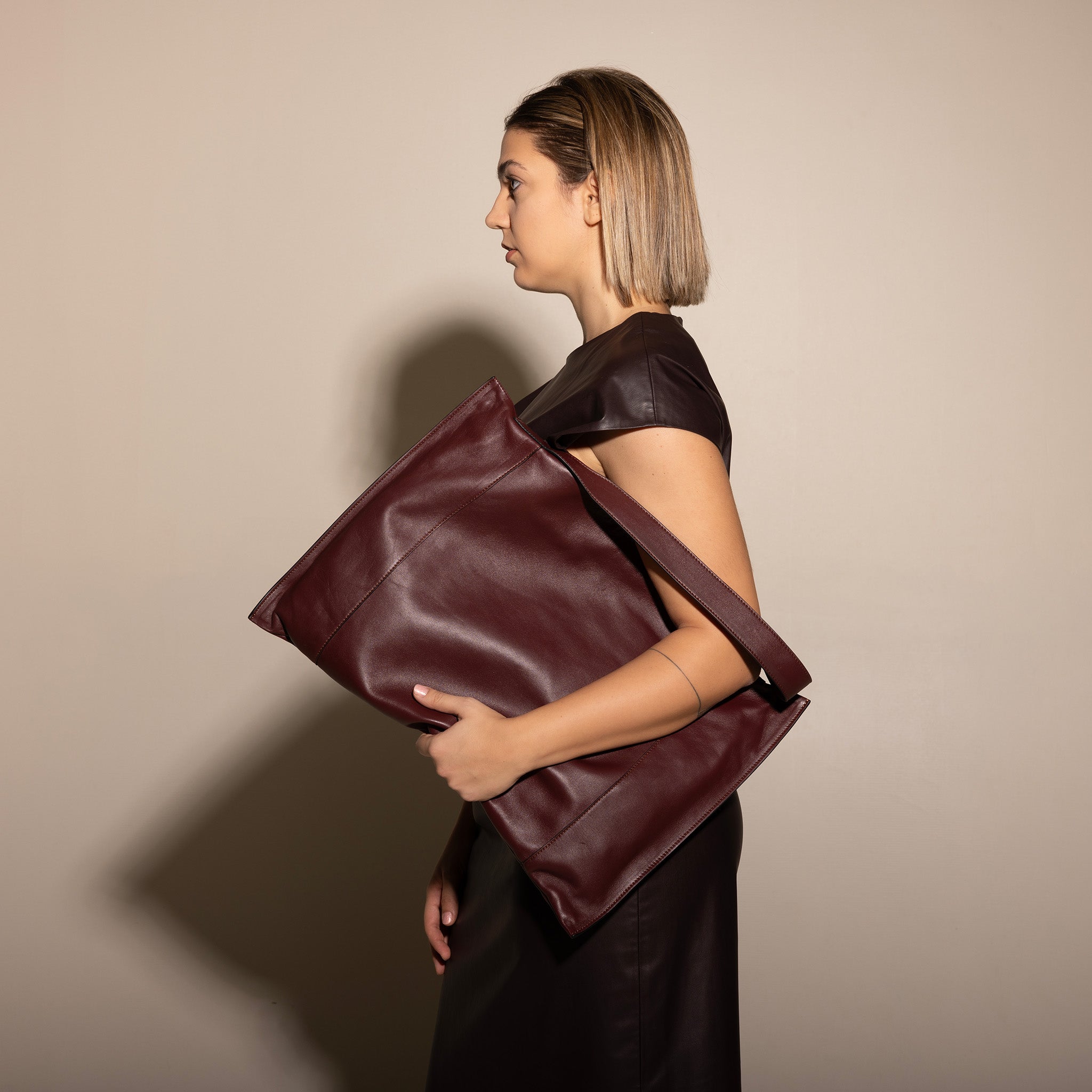 Fedra Maxi Bag Burgundy