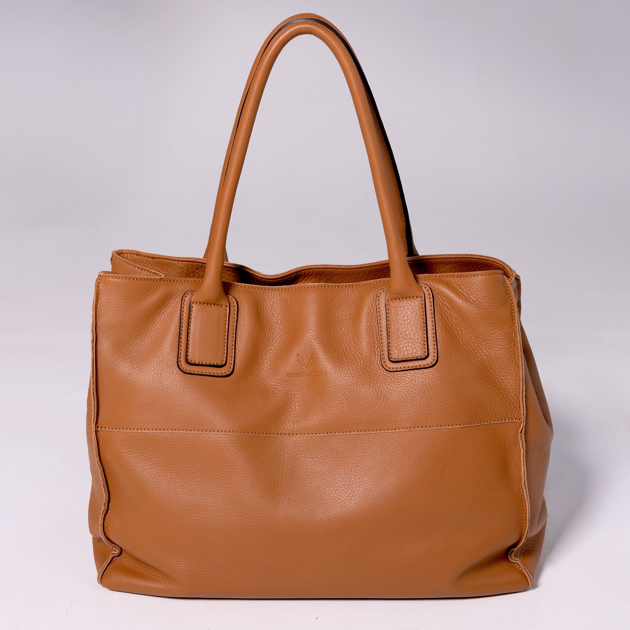 Vittoria Sella Emma Brown tote bag in Italian natural tumbled cowhide leather, view: front