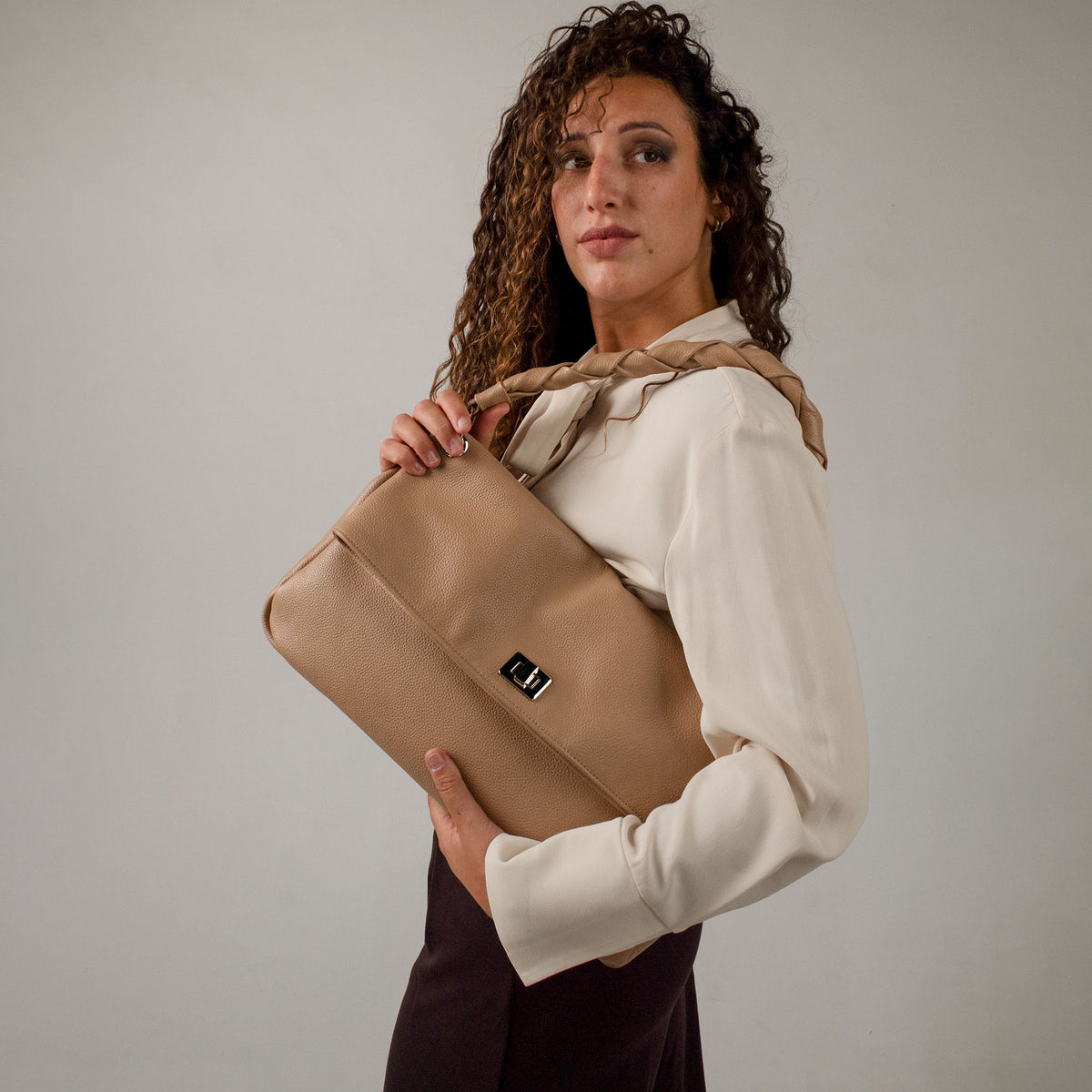 Flaminia Shoulder Bag Biscuit