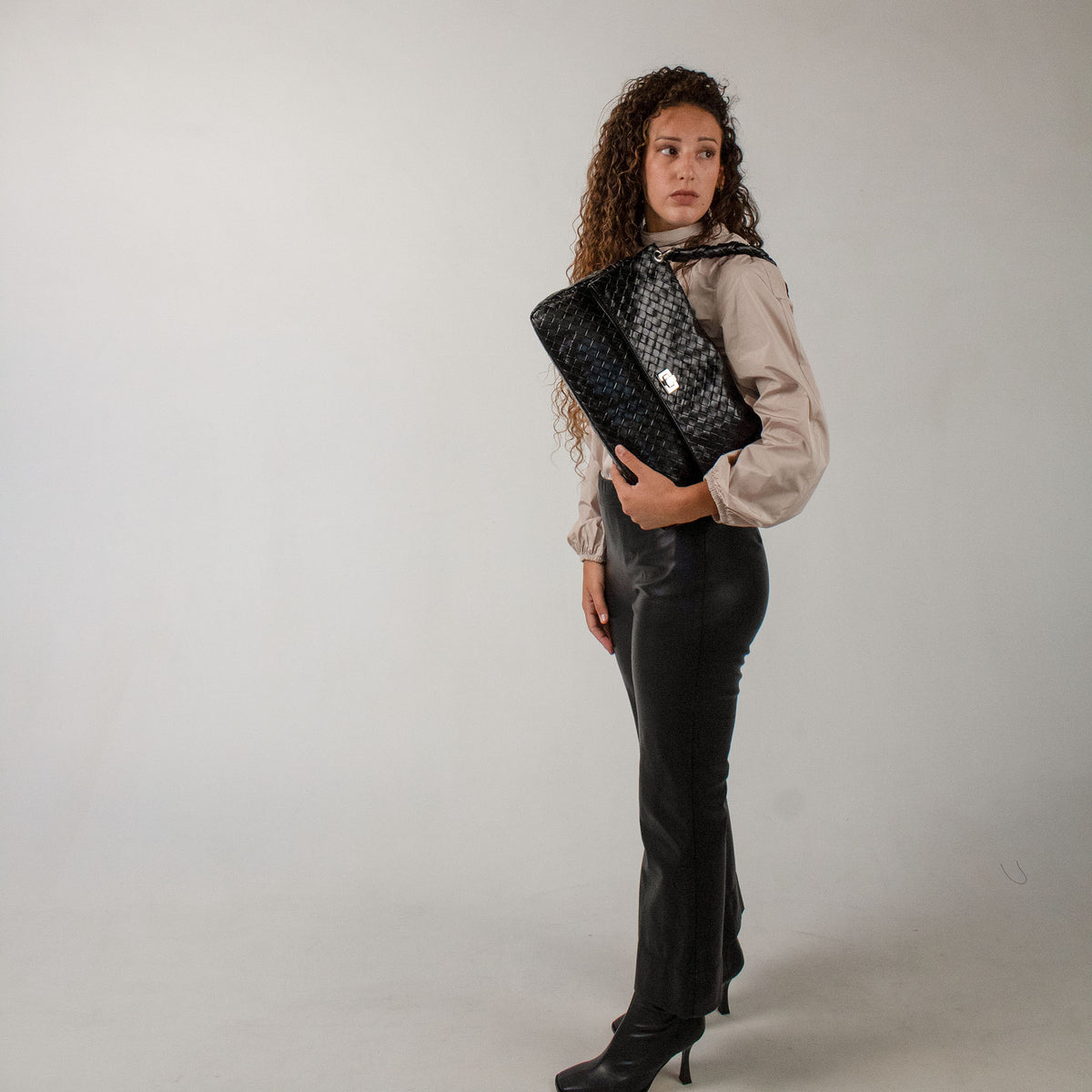 Flaminia Shoulder Bag Black Graphite Grid