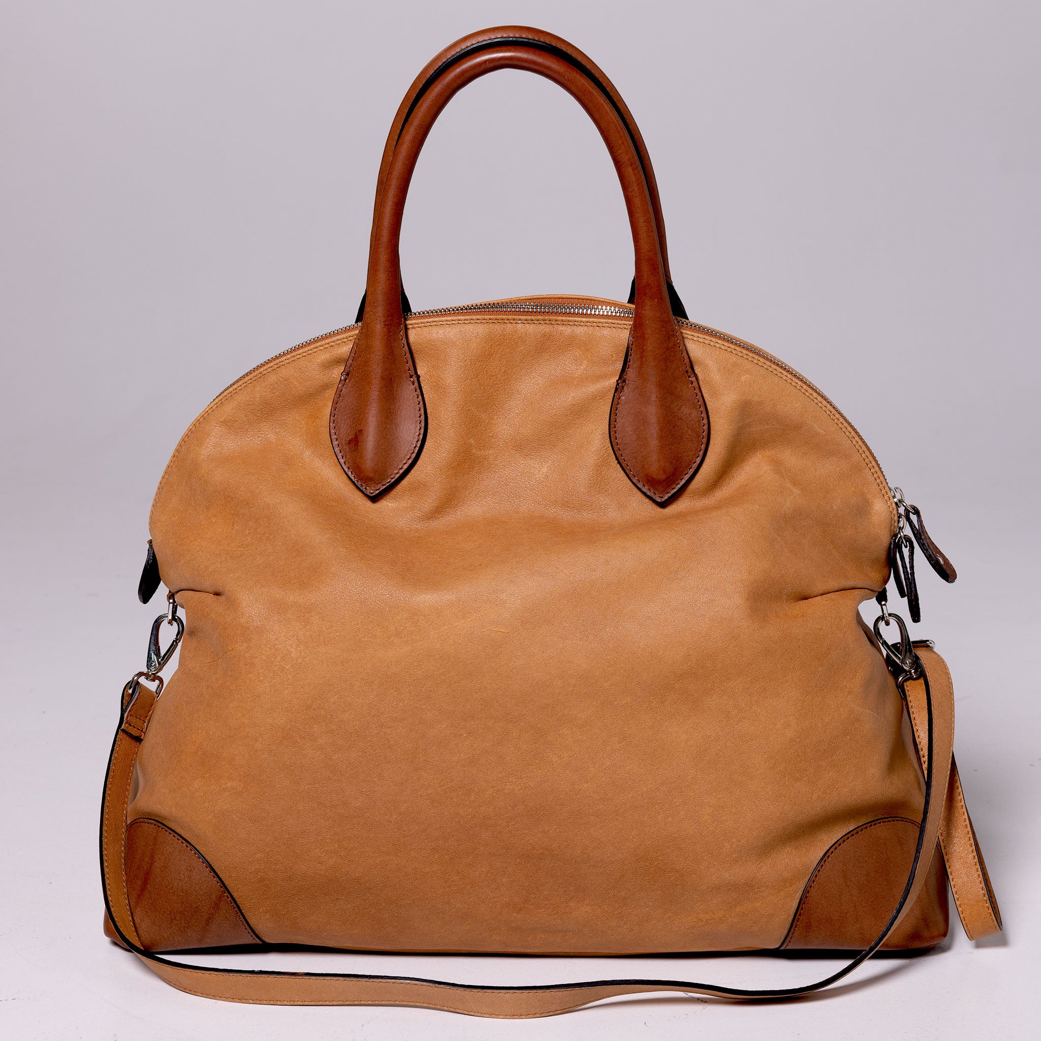 Vesta Maxi Tote Caramel & Bourbon front view in vintage-effect calfskin