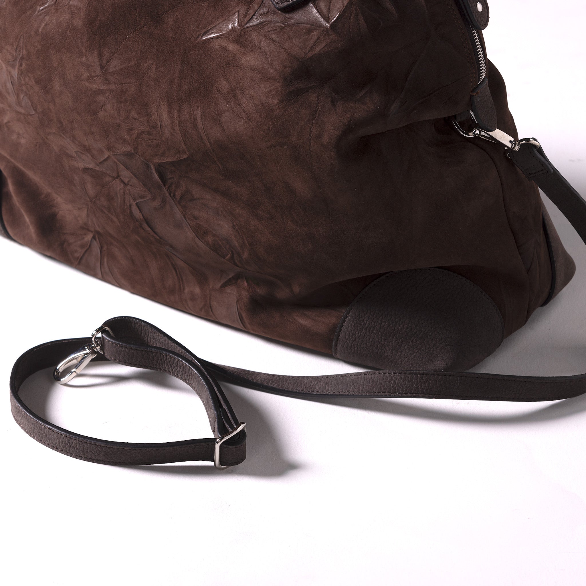 Vesta Maxi Tote Chestnut handle detail brown nubuck-finish calfskin with contrasting textures