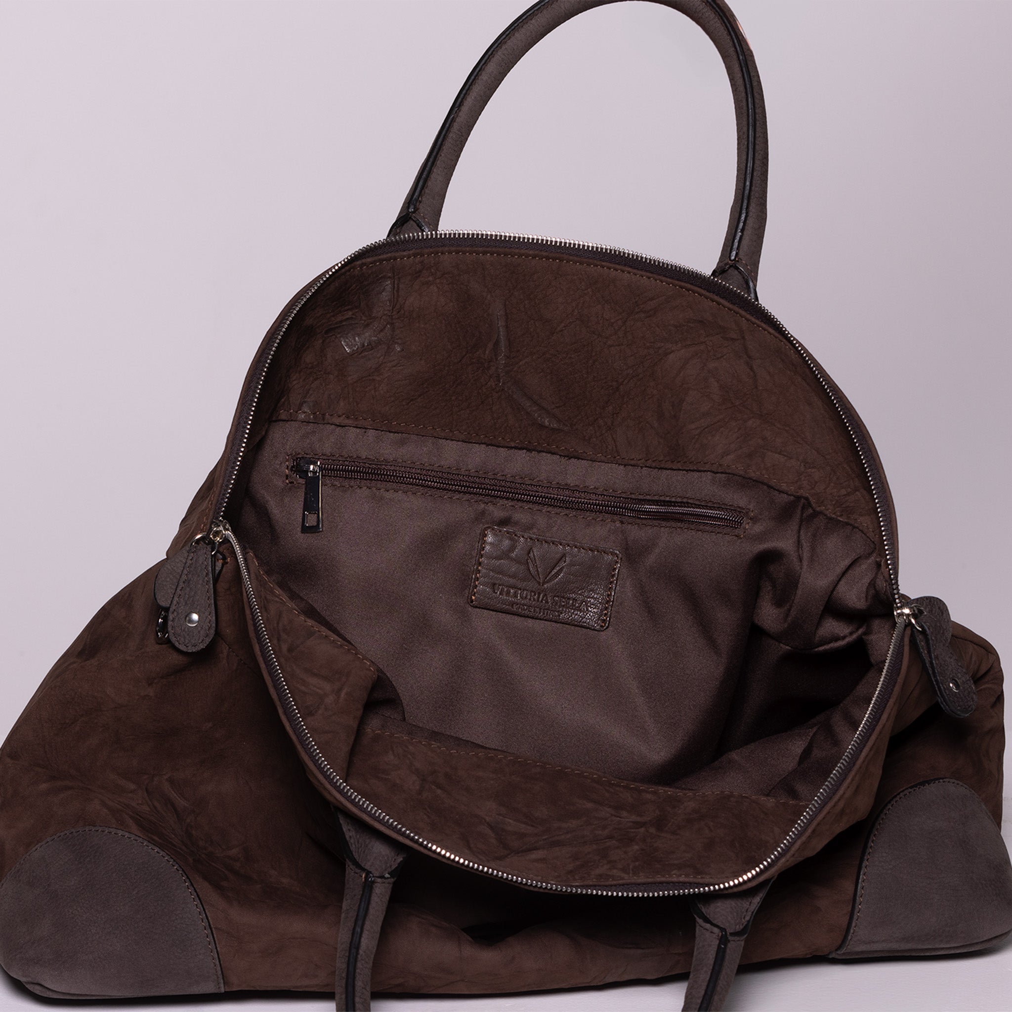 Vesta Maxi Tote Chestnut inside view in brown nubuck-finish calfskin with contrasting textures