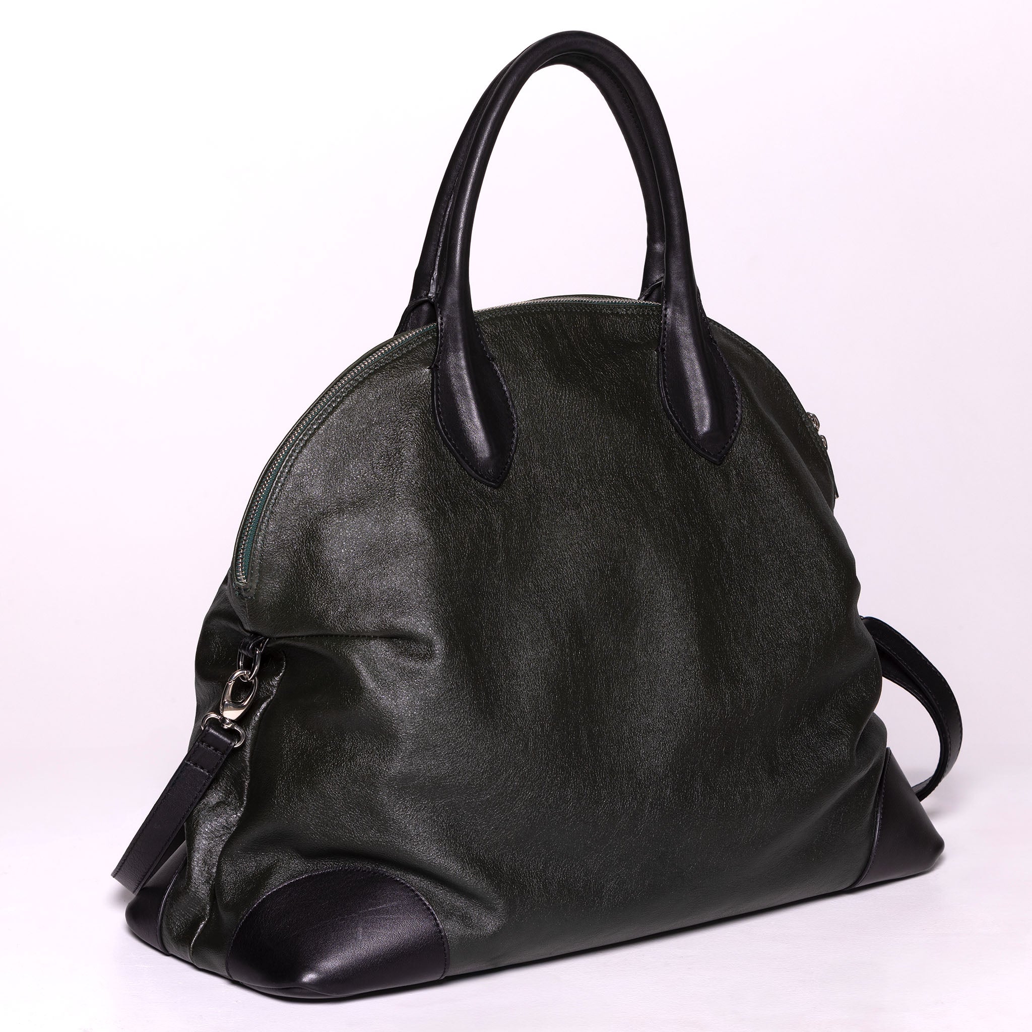 Vesta Maxi Tote Rainforest & Black side view